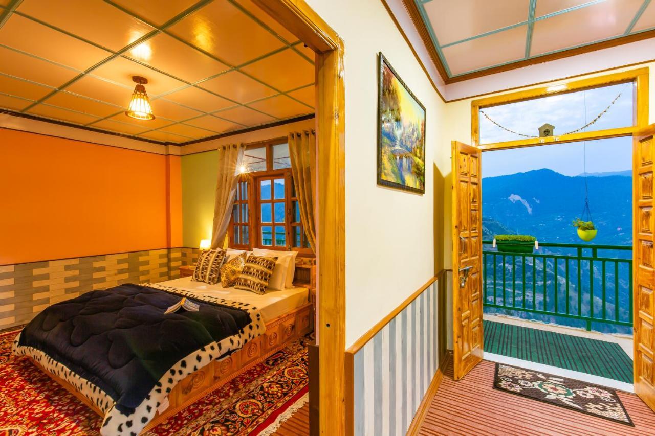 Zostel Homes Kotkhai  Shimla Exterior foto