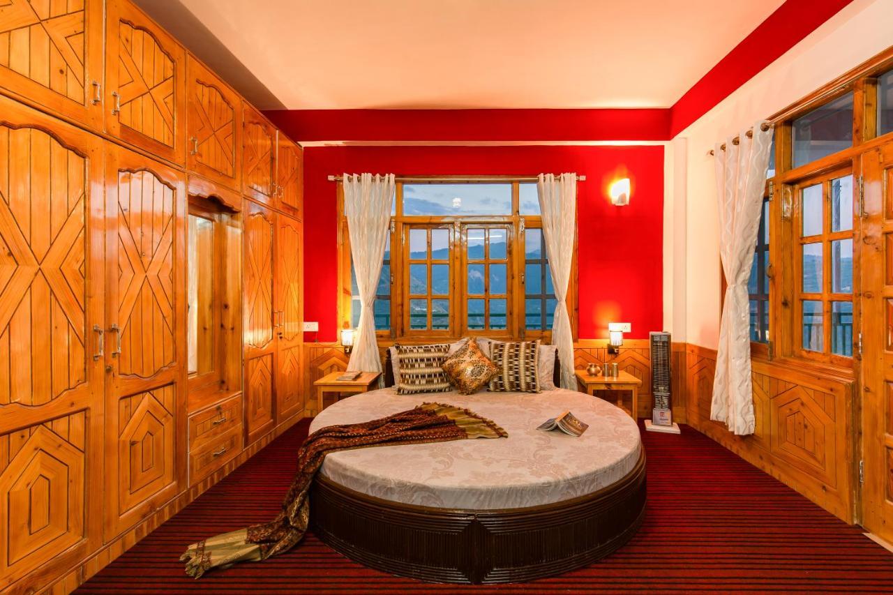 Zostel Homes Kotkhai  Shimla Exterior foto