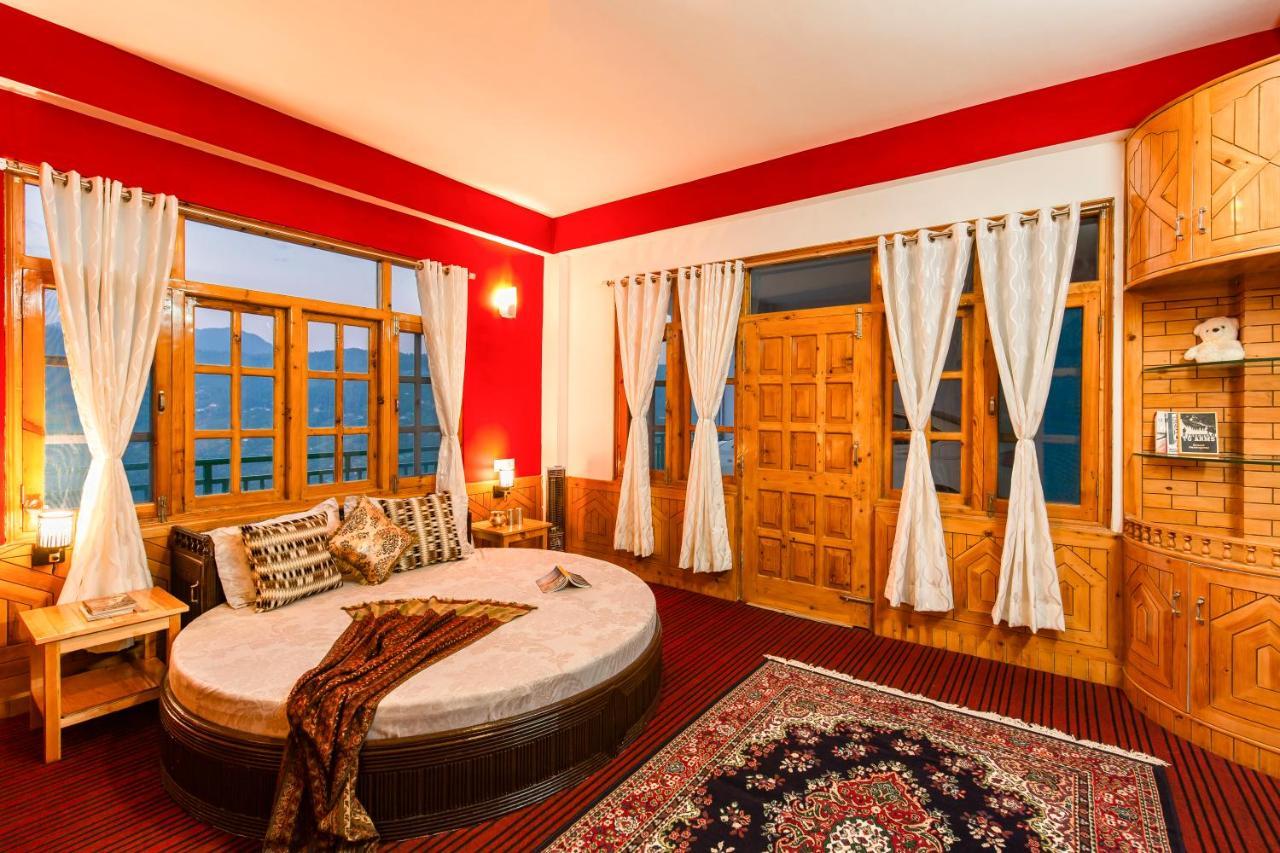 Zostel Homes Kotkhai  Shimla Exterior foto